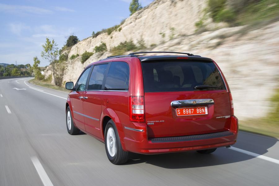  Chrysler Grand Voyager 2008 года  (фото 35 из 108)